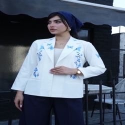 سفید گلدوزی آبی