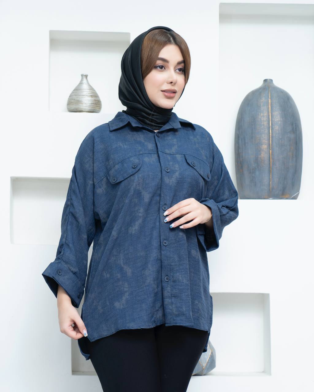 شومیز یقه دلبری زنانه با پارچه پرینت گازوییلی